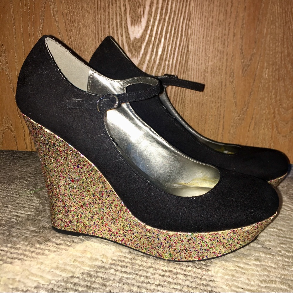 Wedges - Picture 2 of 5